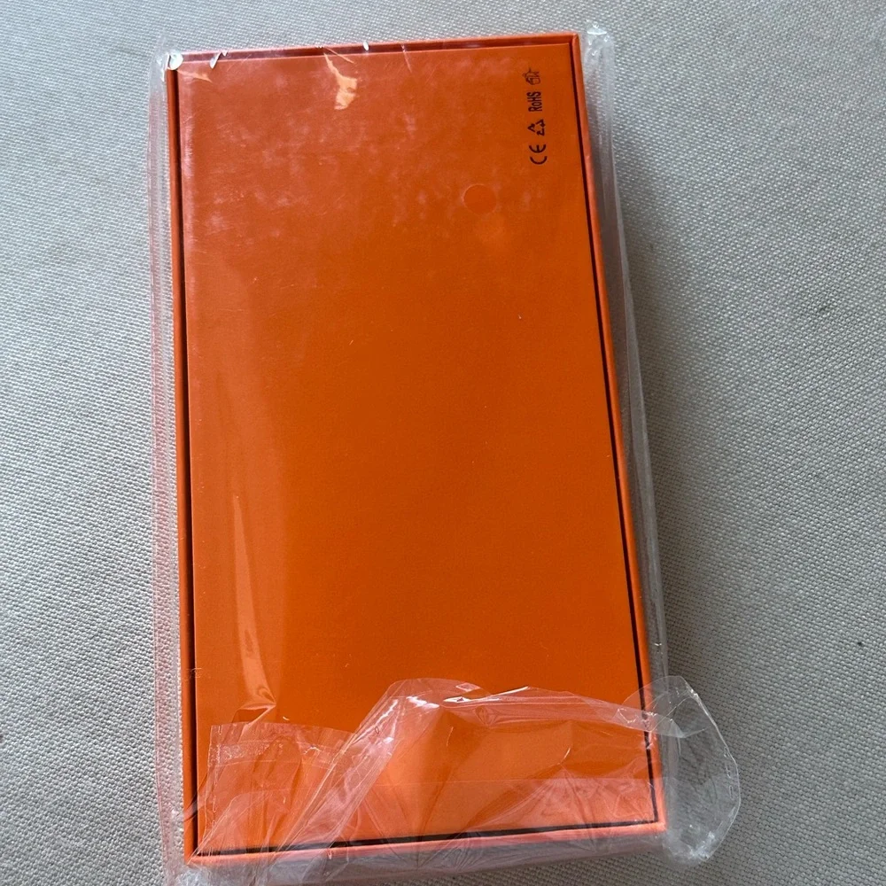 Nib iPhone 14 Pro 3D Heart Patch Phone Case